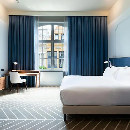Sapphire House Antwerp, Autograph Collection